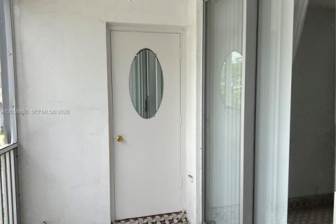 Copropriété à louer à Miami, Floride: 1 chambre, 84.45 m2 № 2085479 - photo 22