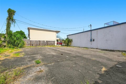Commercial property in Tampa, Florida 156.45 sq.m. № 2267087 - photo 19