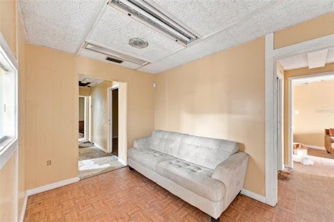 Commercial property in Tampa, Florida 156.45 sq.m. № 2267087 - photo 7