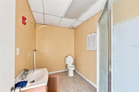 Commercial property in Tampa, Florida 156.45 sq.m. № 2267087 - photo 13