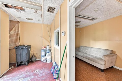 Commercial property in Tampa, Florida 156.45 sq.m. № 2267087 - photo 14