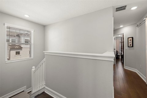 Townhouse in Tampa, Florida 4 bedrooms, 234.49 sq.m. № 1870325 - photo 4