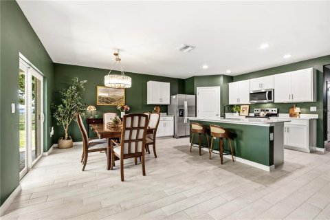 Villa ou maison à vendre à Punta Gorda, Floride: 4 chambres, 169.83 m2 № 2287921 - photo 2