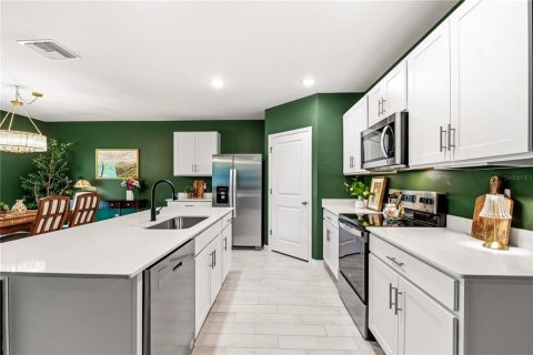 Villa ou maison à vendre à Punta Gorda, Floride: 4 chambres, 169.83 m2 № 2287921 - photo 10