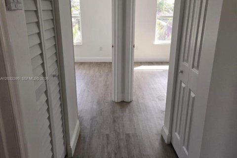 Touwnhouse à louer à Lake Worth, Floride: 3 chambres, 141.95 m2 № 2153881 - photo 14