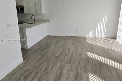 Touwnhouse à louer à Lake Worth, Floride: 3 chambres, 141.95 m2 № 2153881 - photo 3