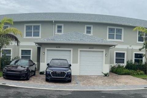 Touwnhouse à louer à Lake Worth, Floride: 3 chambres, 141.95 m2 № 2153881 - photo 2