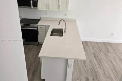 Touwnhouse à louer à Lake Worth, Floride: 3 chambres, 141.95 m2 № 2153881 - photo 5