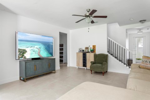Touwnhouse à vendre à Dania Beach, Floride: 3 chambres, 180.97 m2 № 2387981 - photo 5