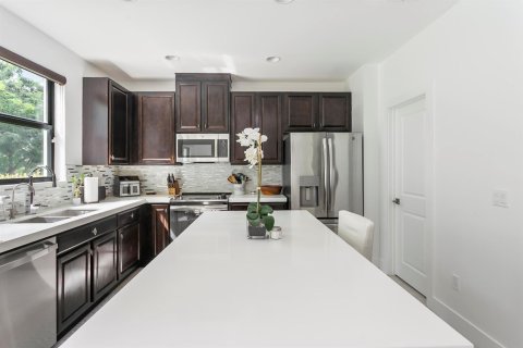 Touwnhouse à vendre à Dania Beach, Floride: 3 chambres, 180.97 m2 № 2387981 - photo 24