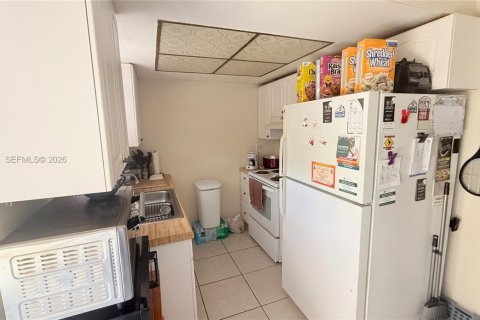 Купить коммерческую недвижимость в Дейви, Флорида 185.99м2, № 2430029 - фото 22