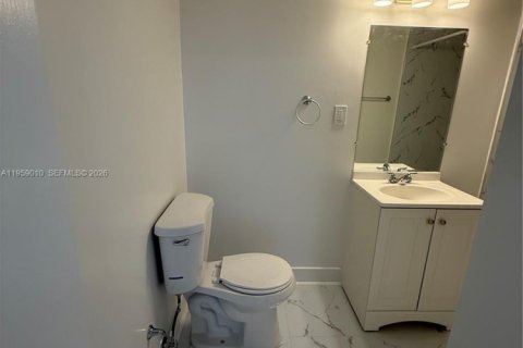 Casa en alquiler en Riviera Beach, Florida, 4 dormitorios, 124.67 m2 № 2017820 - foto 17