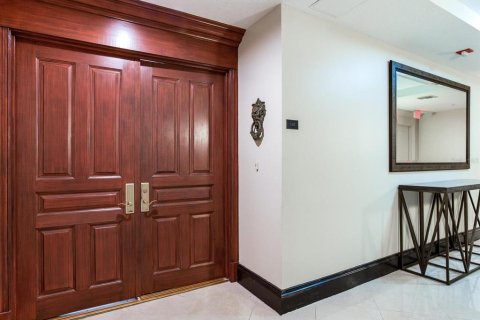 Condo in Tampa, Florida, 3 bedrooms № 2118300 - photo 6