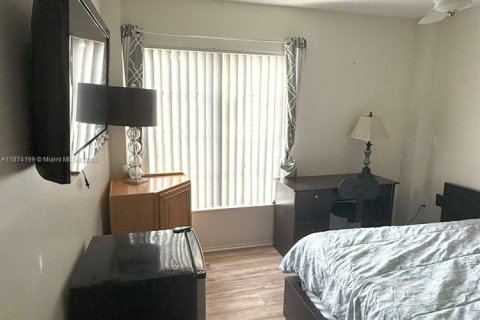 Condominio en venta en Lauderhill, Florida, 2 dormitorios, 94.39 m2 № 1921753 - foto 26