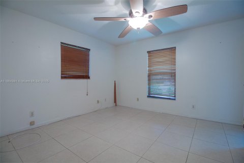 Casa en venta en Sunrise, Florida, 3 dormitorios, 151.43 m2 № 1950149 - foto 25