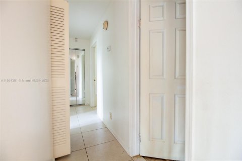 Casa en venta en Sunrise, Florida, 3 dormitorios, 151.43 m2 № 1950149 - foto 18