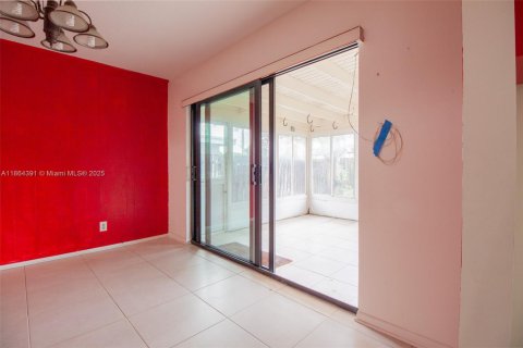 Casa en venta en Sunrise, Florida, 3 dormitorios, 151.43 m2 № 1950149 - foto 8