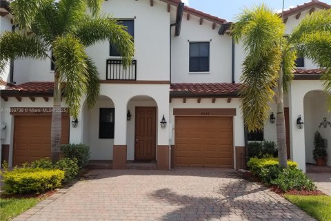Townhouse in Doral, Florida 3 bedrooms, 165.09 sq.m. № 1887304 - photo 1