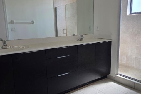 Touwnhouse à louer à Doral, Floride: 3 chambres, 165.09 m2 № 1887304 - photo 15