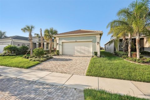 House in Wimauma, Florida 3 bedrooms, 209.22 sq.m. № 2107912 - photo 7