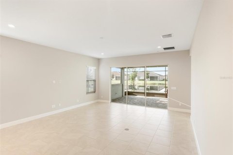 House in Wimauma, Florida 3 bedrooms, 209.22 sq.m. № 2107912 - photo 20
