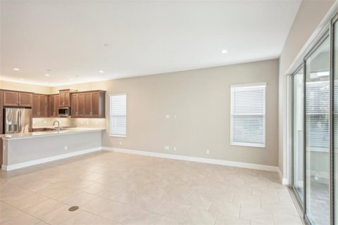 House in Wimauma, Florida 3 bedrooms, 209.22 sq.m. № 2107912 - photo 15