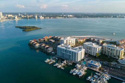Condominio en venta en Clearwater, Florida, 2 dormitorios, 121.7 m2 № 2212804 - foto 17