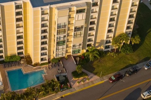 Condominio en venta en Clearwater, Florida, 2 dormitorios, 121.7 m2 № 2212804 - foto 26