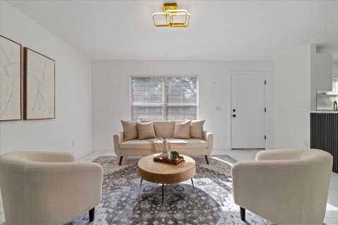 Villa ou maison à vendre à Tampa, Floride: 3 chambres, 111.48 m2 № 2389244 - photo 17