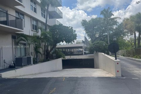 Copropriété à louer à Fort Lauderdale, Floride: 2 chambres, 94.76 m2 № 2085474 - photo 6