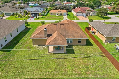 Casa en venta en Port St. Lucie, Florida, 3 dormitorios, 186.64 m2 № 2177106 - foto 4