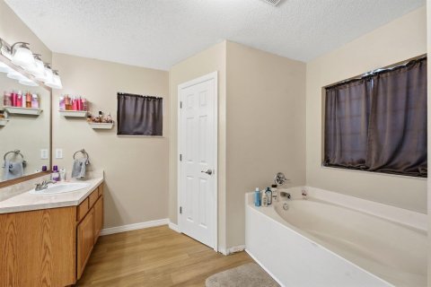 Casa en venta en Port St. Lucie, Florida, 3 dormitorios, 186.64 m2 № 2177106 - foto 22