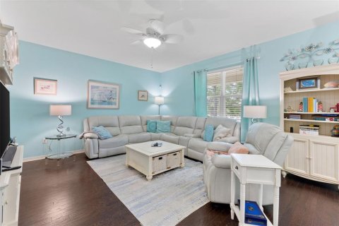 House in Land O' Lakes, Florida 3 bedrooms, 184.32 sq.m. № 1878186 - photo 12
