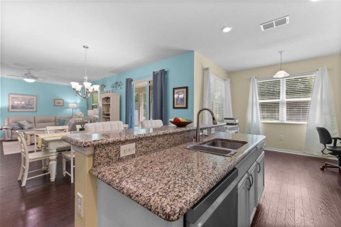 House in Land O' Lakes, Florida 3 bedrooms, 184.32 sq.m. № 1878186 - photo 8