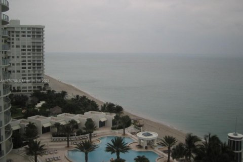 Copropriété à louer à Hollywood, Floride: 1 chambre, 83.61 m2 № 1973599 - photo 9