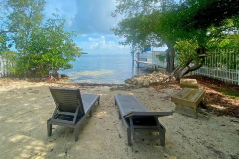 House in Key Largo, Florida 2 bedrooms, 81.38 sq.m. № 1689359 - photo 21