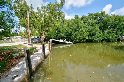 House in Key Largo, Florida 2 bedrooms, 81.38 sq.m. № 1689359 - photo 19