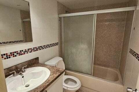 Condo in Lauderdale Lakes, Florida, 2 bedrooms  № 2382446 - photo 12