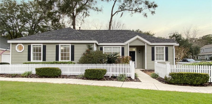 Casa en Gainesville, Florida 3 dormitorios, 111.02 m2 № 2295117