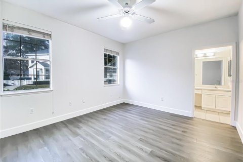 Casa en venta en Gainesville, Florida, 3 dormitorios, 111.02 m2 № 2295117 - foto 8