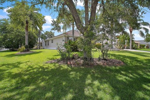 House in The Villages, Florida 3 bedrooms, 159.33 sq.m. № 1802952 - photo 21
