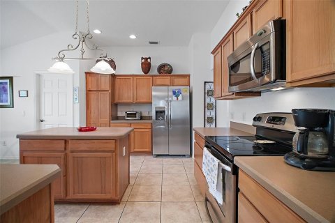 House in The Villages, Florida 3 bedrooms, 159.33 sq.m. № 1802952 - photo 8