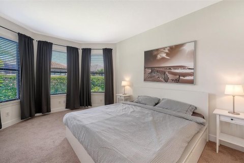House in Sarasota, Florida 3 bedrooms, 157.66 sq.m. № 2209112 - photo 19