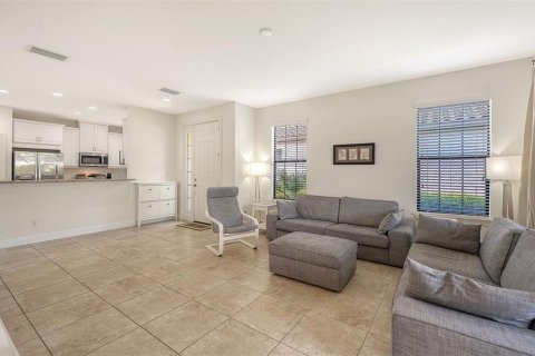 House in Sarasota, Florida 3 bedrooms, 157.66 sq.m. № 2209112 - photo 8