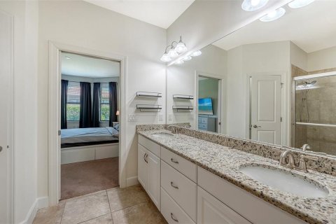 House in Sarasota, Florida 3 bedrooms, 157.66 sq.m. № 2209112 - photo 22