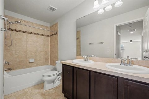 House in Riverview, Florida 5 bedrooms, 306.21 sq.m. № 2203741 - photo 27