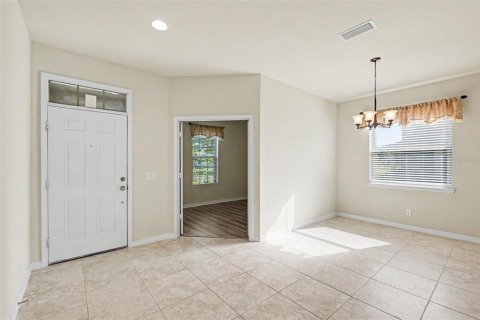 House in Riverview, Florida 5 bedrooms, 306.21 sq.m. № 2203741 - photo 2