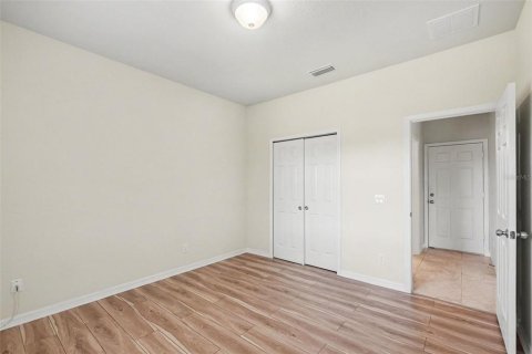 House in Riverview, Florida 5 bedrooms, 306.21 sq.m. № 2203741 - photo 8