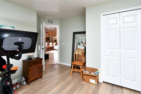 Casa en venta en Lehigh Acres, Florida, 4 dormitorios, 206.06 m2 № 1999484 - foto 20