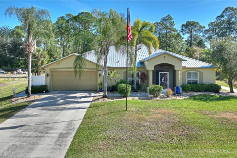 Casa en venta en Lehigh Acres, Florida, 4 dormitorios, 206.06 m2 № 1999484 - foto 2